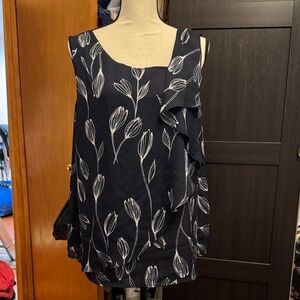Liz Claiborne Navy and White Leaf Print‎ Blouse